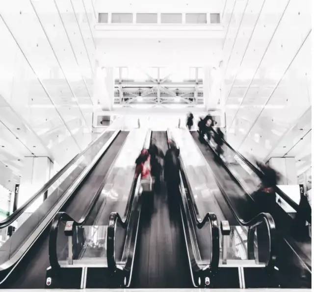 资深男护士全程录影非礼精神病患过程,被判坐牢近5年、10鞭