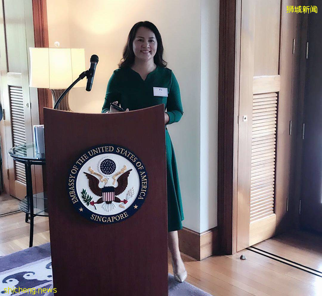 勵志,被央視頻頻采訪!從新加坡華文老師到亞洲傑出女性,這位中國媽媽的蛻變