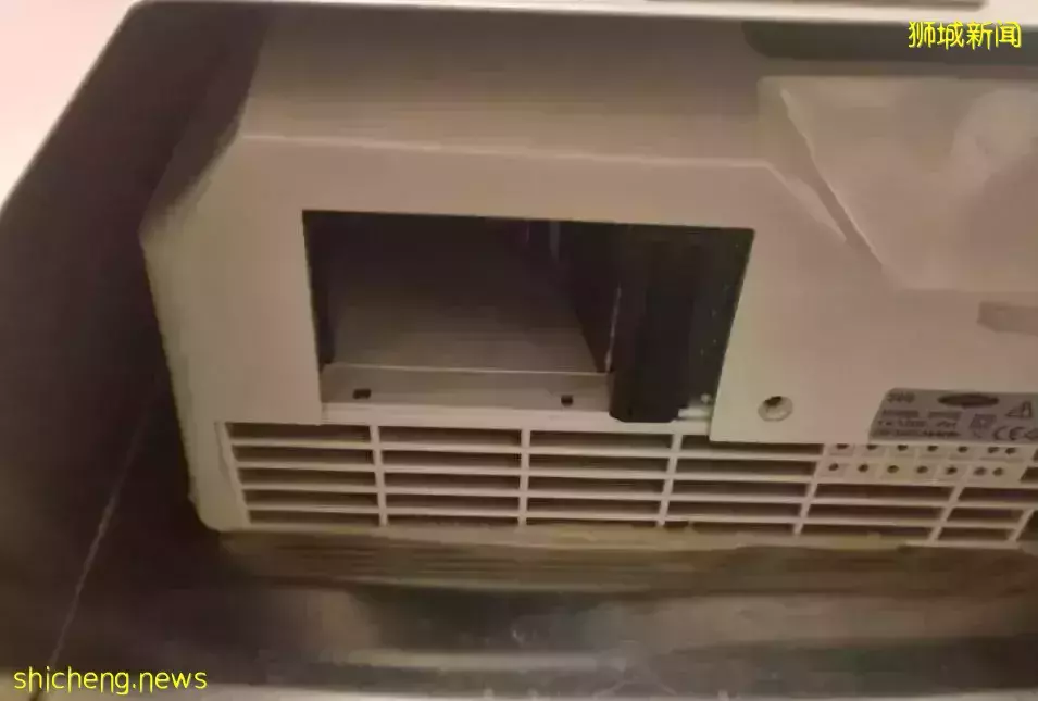 新加坡一個五歲女孩的手指,被商場烘幹機絞碎