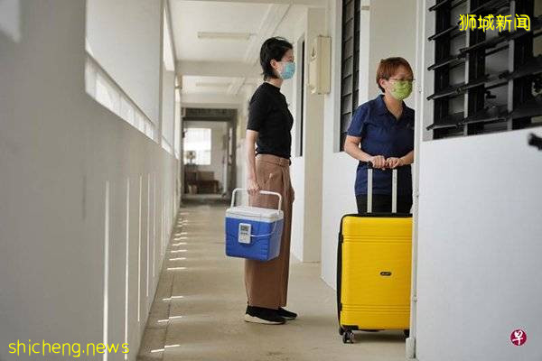 ◤新国CCB◢ 好贴心！长者行动不便 医护上门接种疫苗