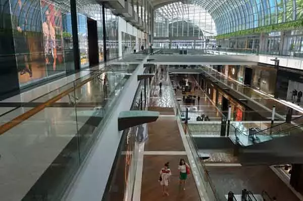 烂赌华男骗女经理 输光20万新币“救命钱”