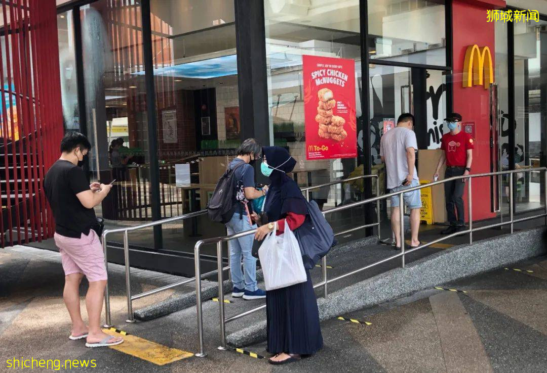 新加坡政界名人年薪38萬新幣,自爆媽媽仍在麥當勞打工