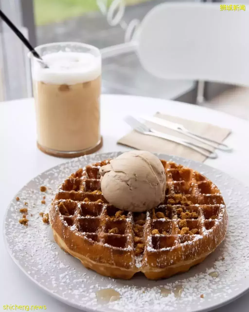 營業到2am的玻璃房超美Cafe!簡約高級審美,值得打卡