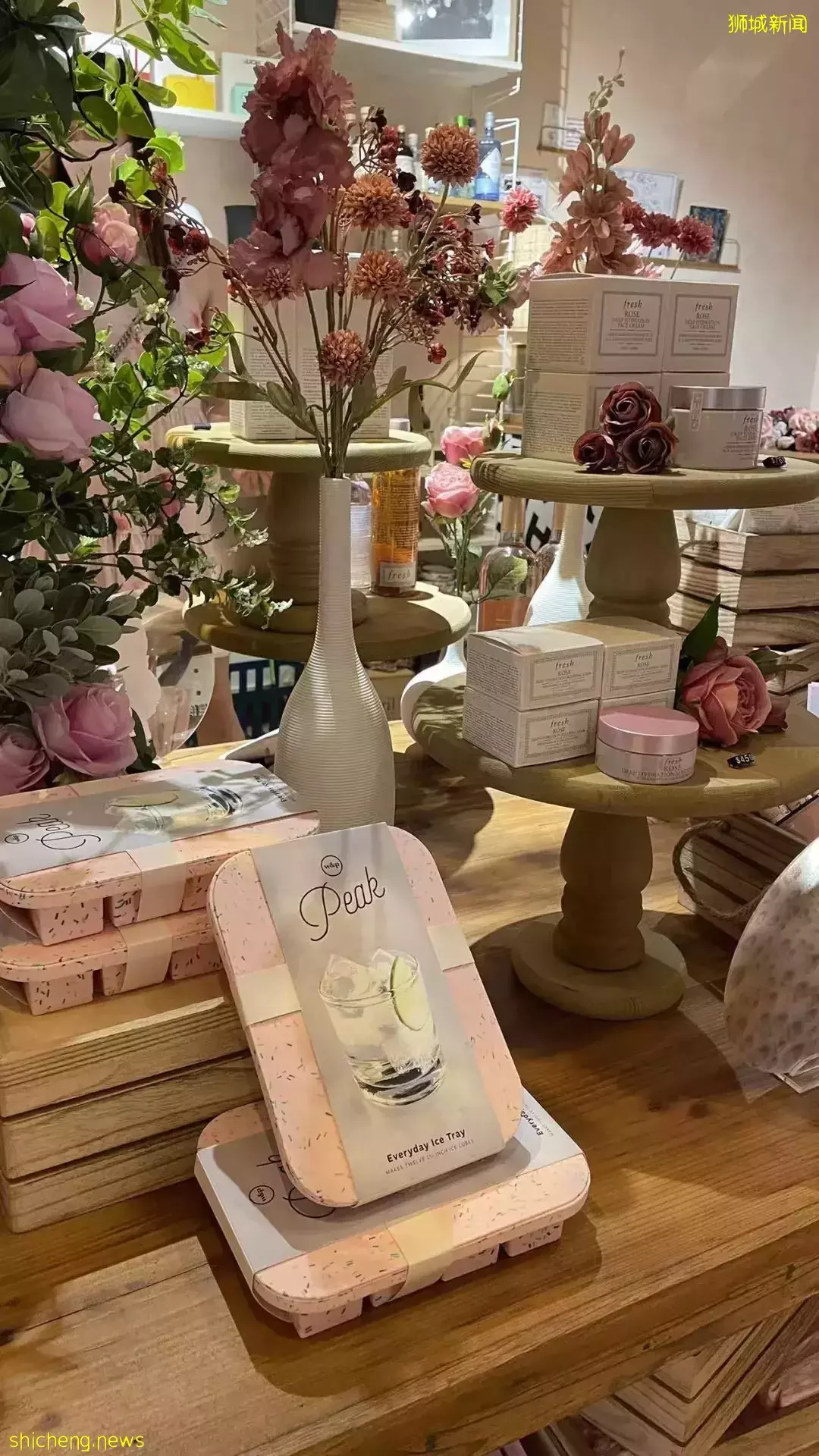 新加坡Fresh玫瑰主题快闪咖啡,免费领小样、手部按摩