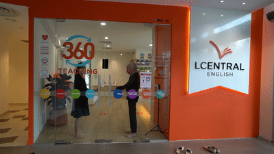 新移民家長:我的英文水平,還沒新加坡小學一年級孩子好