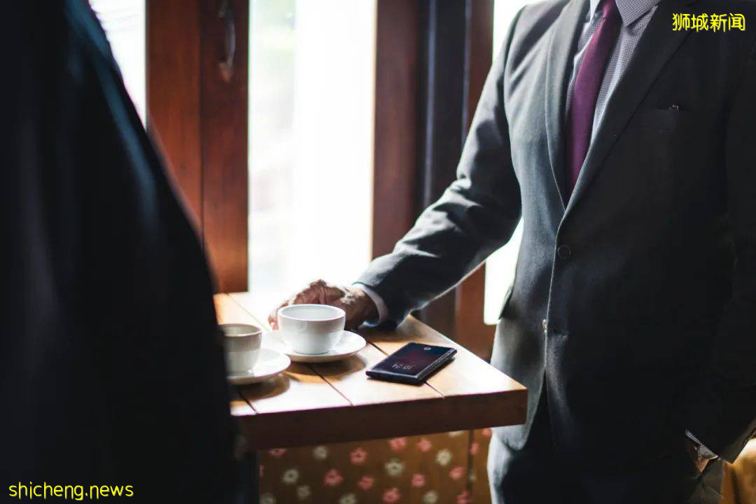 海外投资哪国最安全?新加坡排第一!还有给企业的八点投资建议