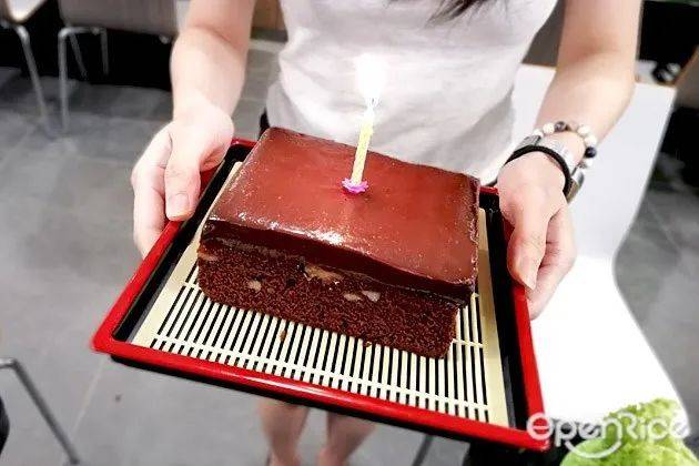 生日我最大!這13家新加坡餐廳全免單!壕吃海底撈,龍蝦,自助餐,pizza