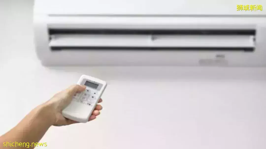 乌克兰人蜂拥逃走、多国撤侨，这个新加坡人却不想走