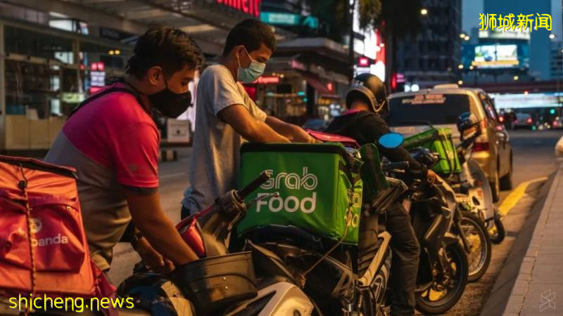 新加坡外賣小哥:你的外賣到了,請簽收一下