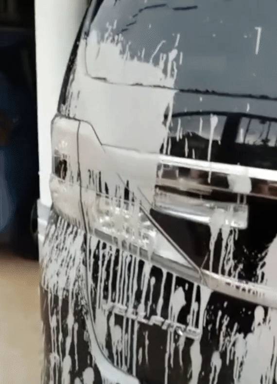 太猖狂!恶徒放火烧屋、恫吓杀母,敲诈63000新币