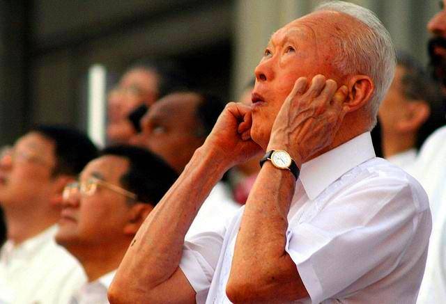 南洋大学消亡背后,隐藏着新加坡的“英语梦”