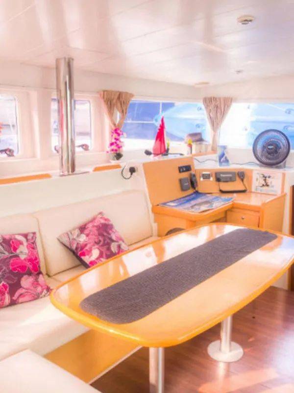 生日、求婚、潛水、團建！10個租遊艇的攻略，人均不到100新幣，低至5折