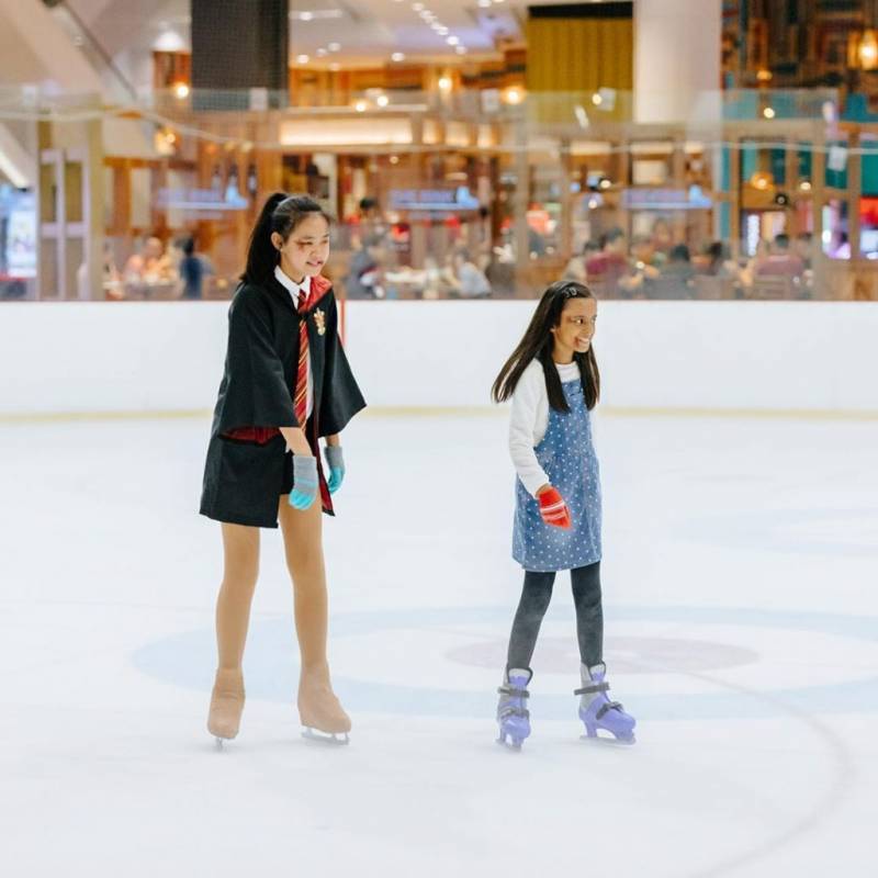 新加坡奧林匹克規模溜冰場⛸️ 10月31日迎接萬聖節🎃 扮電影角色可免費入場