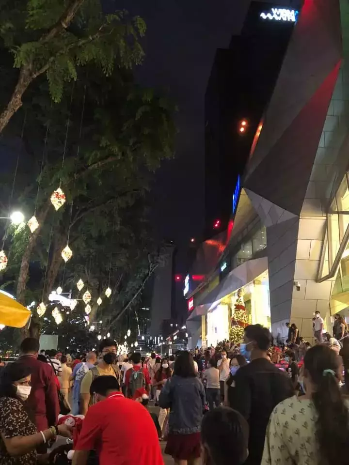 全岛狂欢，迎接美好未来。乌节路，星耀樟宜，滨海湾，这些你熟悉的地方