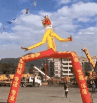 海底捞血亏10亿,张勇凭啥还是新加坡首富