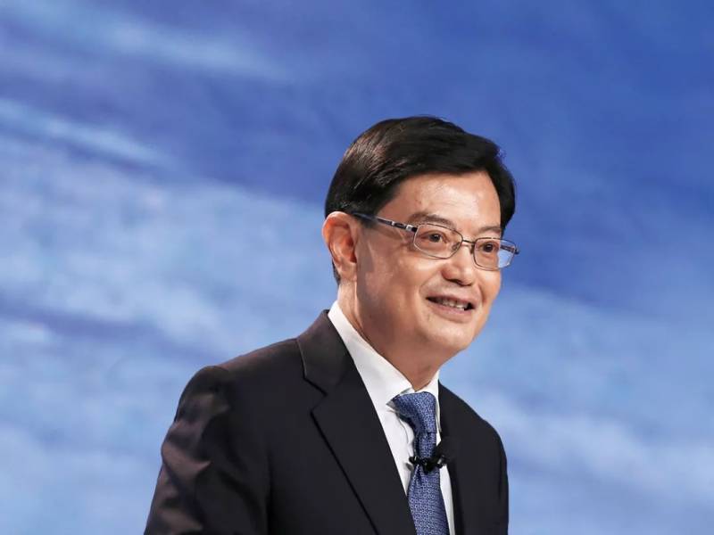 刷屏一整天！新加坡签了！“请接受中国崛起！”