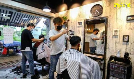 对新加坡Tony老师绝望了？8家靠谱理发店盘点，附理发常用英文