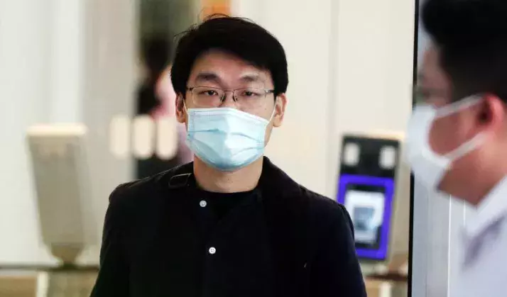 太大膽!新加坡一男子欲賄賂護士僞造冠病疫苗接種記錄 抵觸防止貪汙法令昨早被控