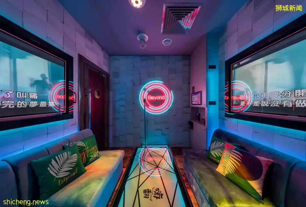 麥霸請注意！新加坡爆好評KTV盤點 · 高顔值包廂 + 超震撼音響效果+無限暢飲 · 千萬別說你只知道一個