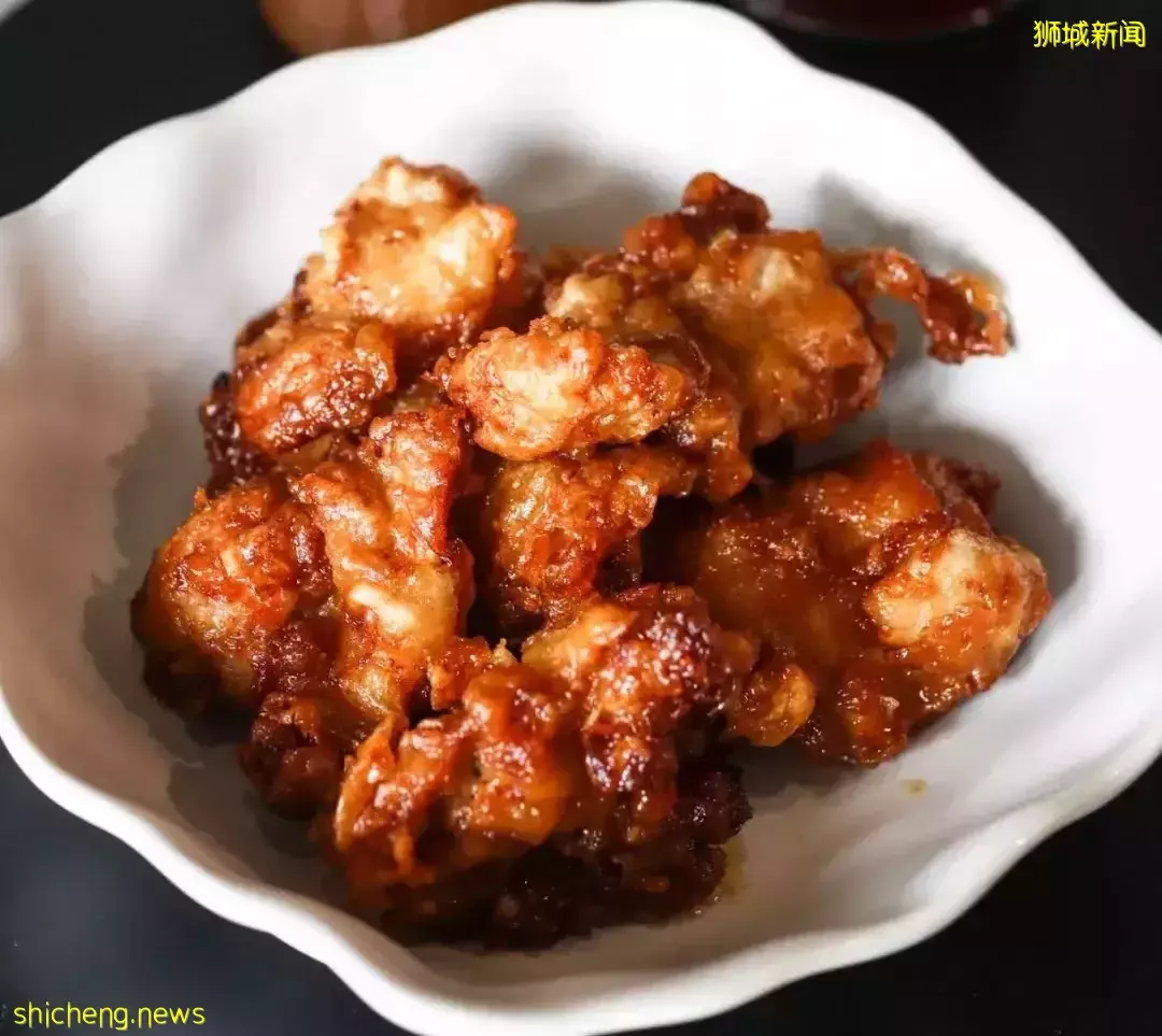 水果寿司+火焰拉面+中式点心下午茶，根本吃不过来