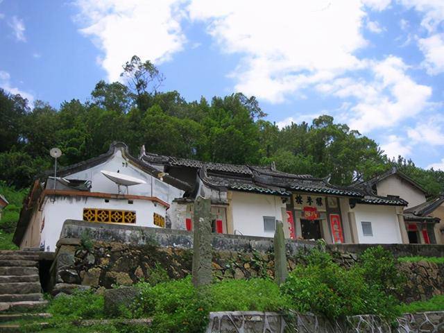 李光耀家族:中國血脈的新加坡第一豪門,爲何與我們不複相認