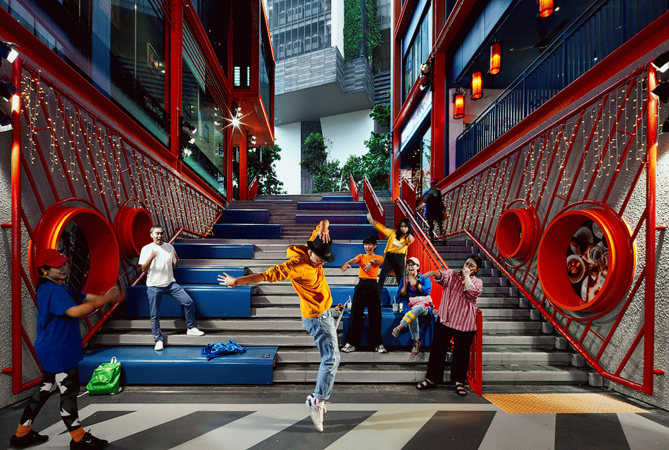 新加坡老商場改造,用工業霓虹升級視覺地標