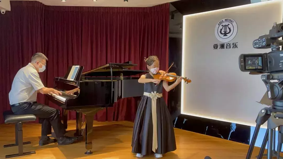 在新加坡不會買樂器？找不到心儀的老師？該參加什麽比賽？看這篇就懂了