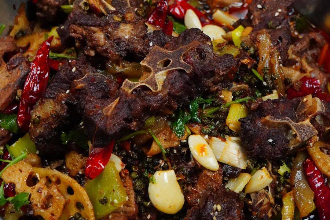 思味小火锅又出新锅了?!5折吃垮这家开了多年的火锅串串店