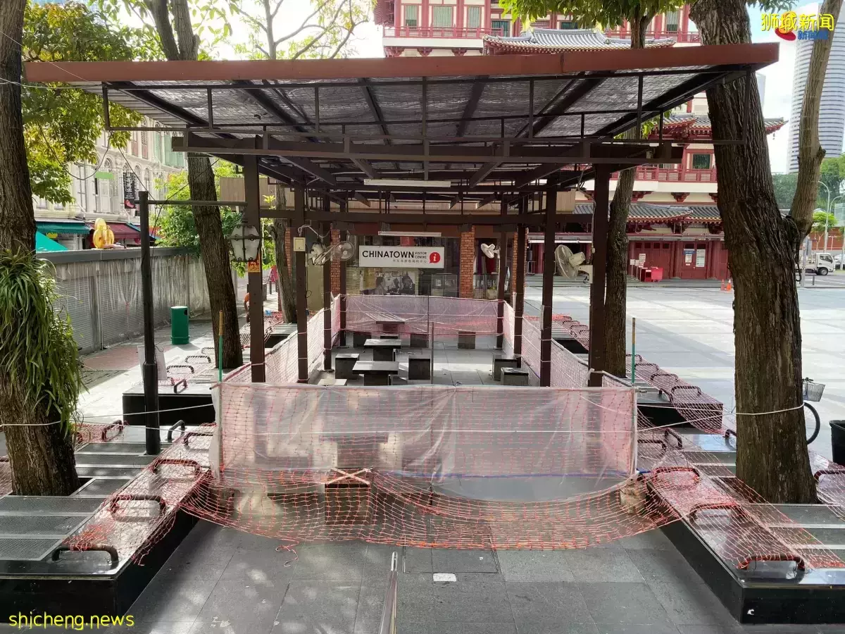 户外可摘罩首日年长者重聚牛车水 盼放开更多休息和下棋区域