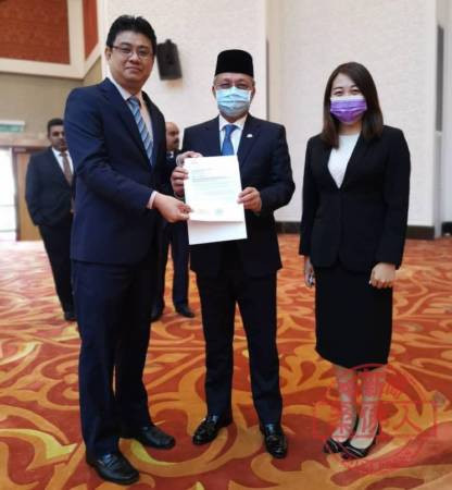 【柔州议会】曾笳恩 廖彩彤冀新加坡PR  也可经由PCA回马