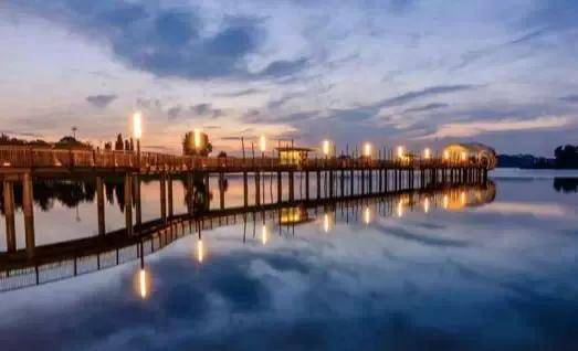 新加坡海边洋房除了圣淘沙岛的升涛湾，还有这里