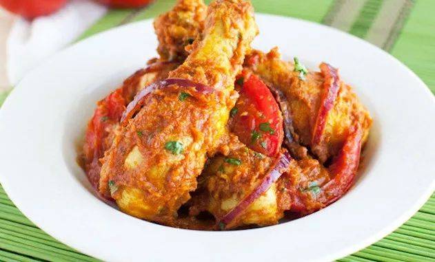 在新加坡，没吃过这60种美食，你就白来了