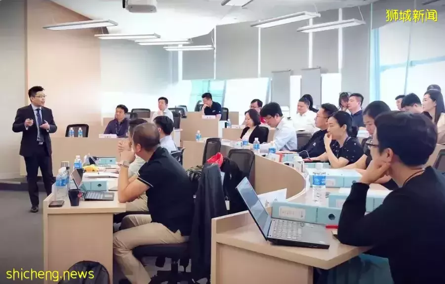 NUS中文授課碩士——EMBA發錢啦！最高可獲約15萬元新生獎學金