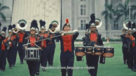 没有烟火！没有跳伞！庆典延期！这不平凡的56岁，祝新加坡生日快乐