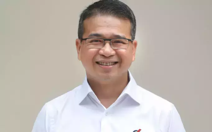 他曾反對李光耀：新加坡部長薪水不應跟市場挂鈎