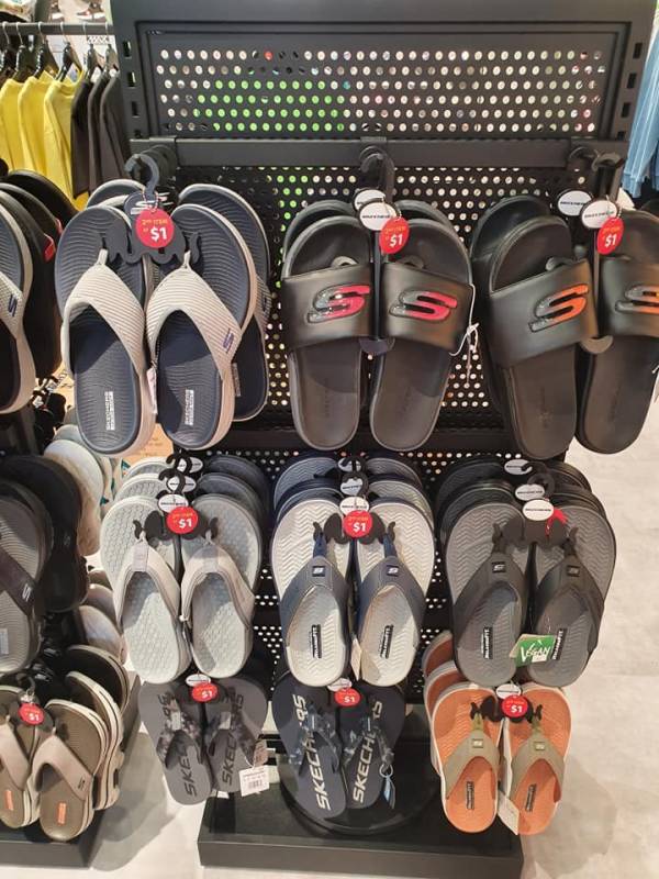 Skechers 11月特賣場💰 精選商品僅售S$1!全島分店均可用優惠價,購入第二件商品