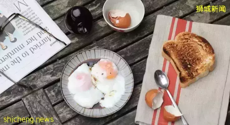 鸡蛋价格飙至50年最高?!货源短缺、新加坡农场出现鸡瘟