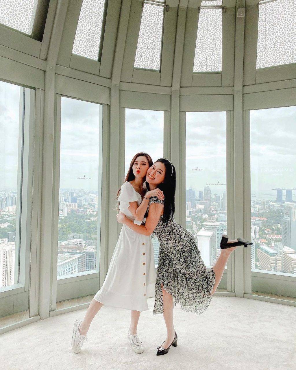 烏節路浪漫秘境🌙 ION Orchard高空版玻璃餐廳,日落余晖陪吃飯😍 免費登上暸望塔台