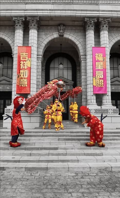 過年必玩!海洋館尋金元寶,環球影城12生肖小黃人激萌拜年