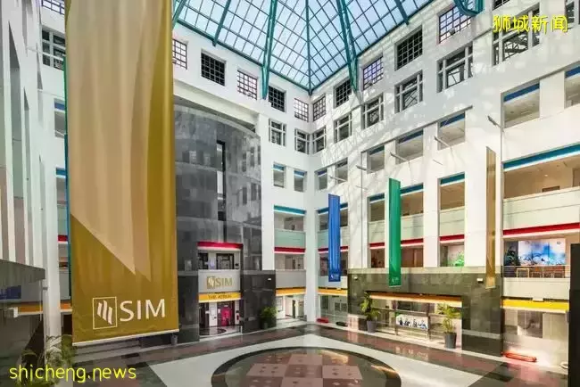 新加坡管理學院SIM合作院校 !會計與金融專業選‘伯明翰’還是‘倫敦政經’