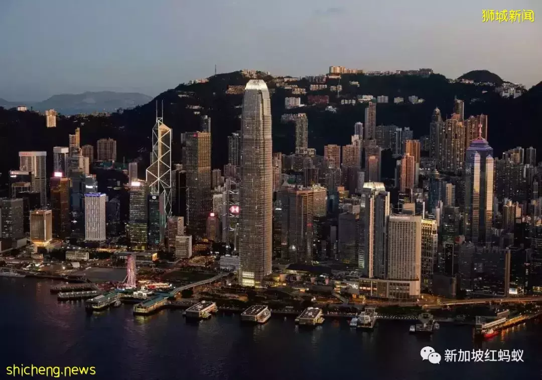 新加坡领导引用“狮子山精神”，为逆境中的香港打气送暖