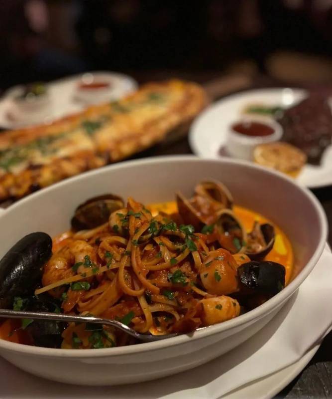 10月，在新加坡吃美食省錢兩不誤！最新美食折扣高達9折