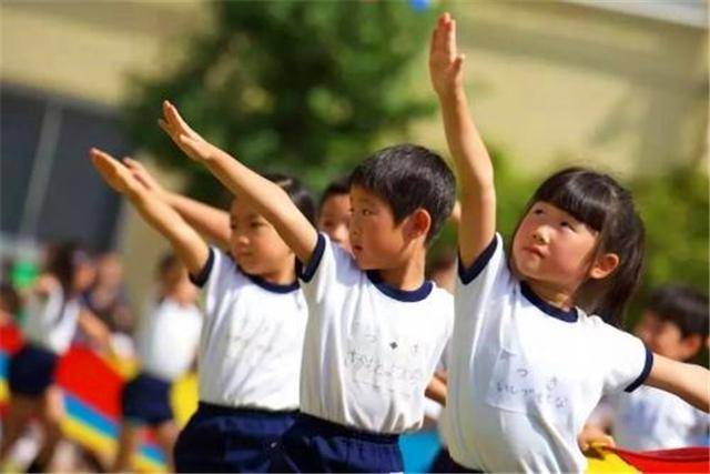 新加坡鼓励国人多生育,国家什么都不缺,就差孩子了