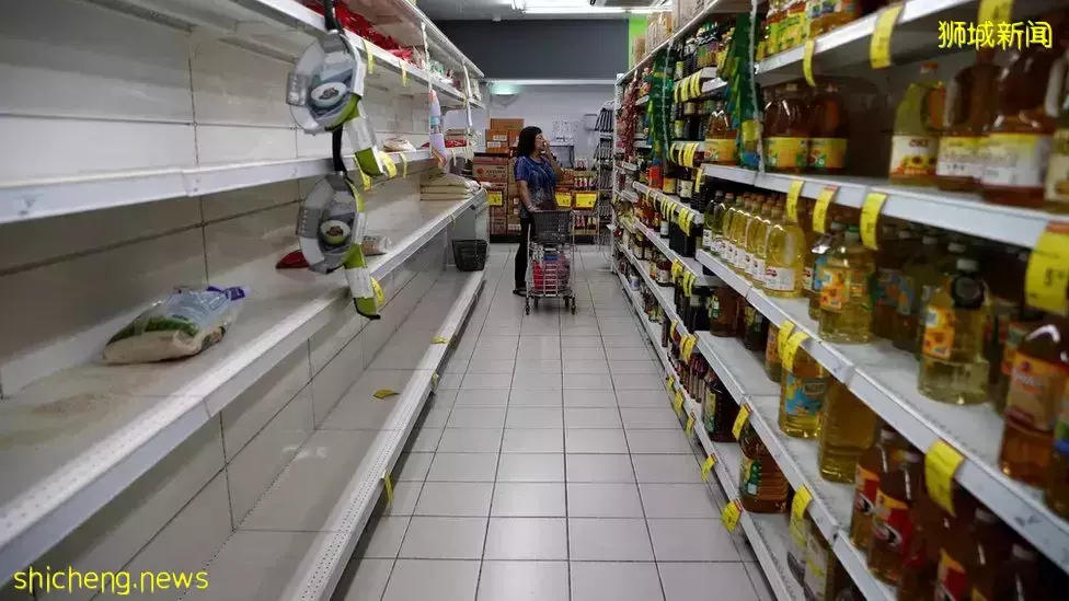 新加坡病例超100万,躺平后为什么没有崩溃?原来因为这5点