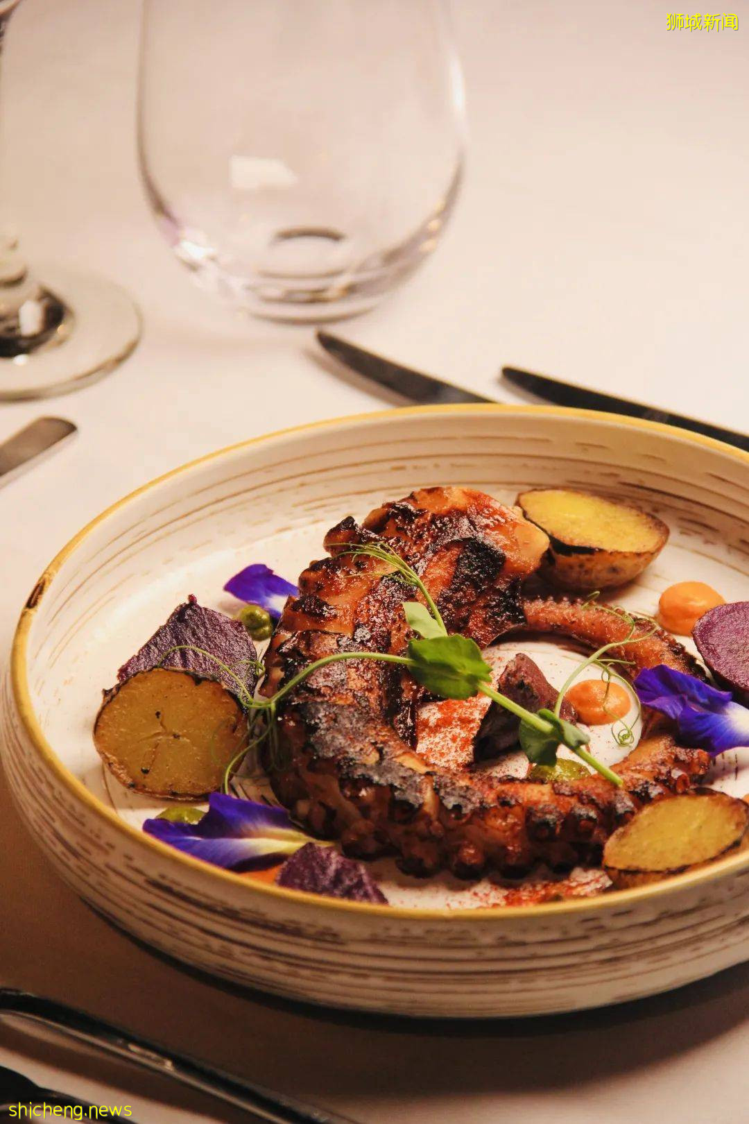 獅城的愛麗絲夢遊仙境，直落布蘭雅山間的歐式官邸The Alkaff Mansion