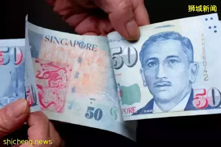 新加坡鸡肉鱼肉价格飙涨!他们排起长长长队,只为吃上这一口饭