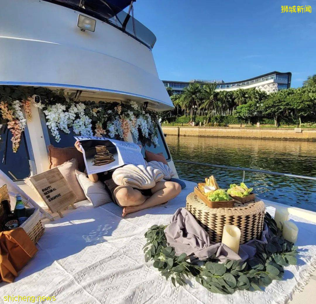 看日落、吹海風、嘗美食！在新加坡享受遊艇野餐之旅吧