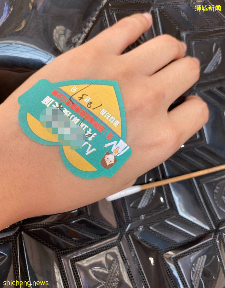 科興來了！新加坡網友：能優先入境中國，多少錢都打！女生混打科興和輝瑞，結果