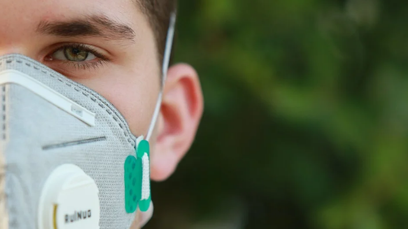 黄循财：即日起所有人外出都须戴口罩