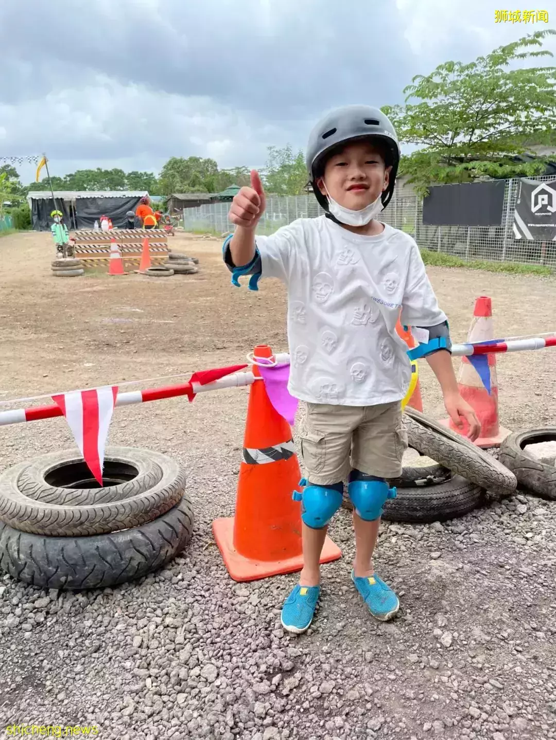 下水抓蛙、摘菜摸鱼、开土摩托……我带娃体验了一把新加坡的农家乐